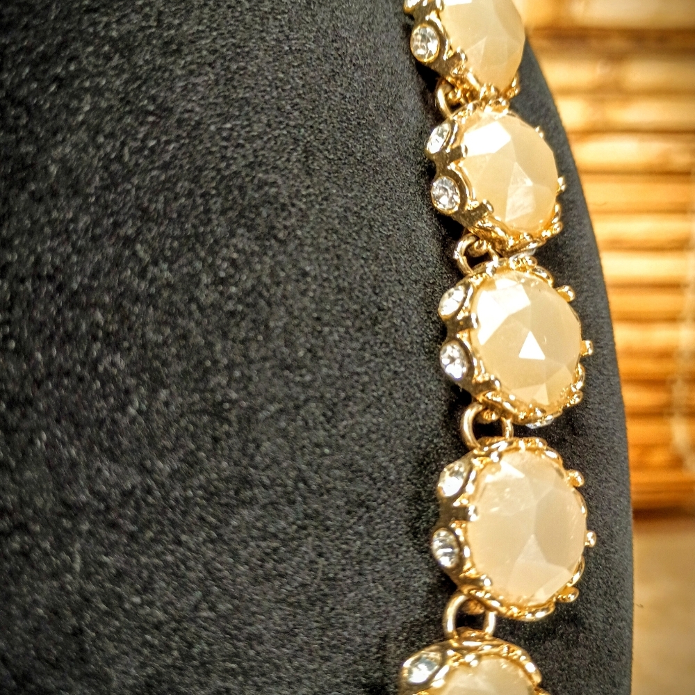 Gold and Taupe Necklace - Picture 3 of 4